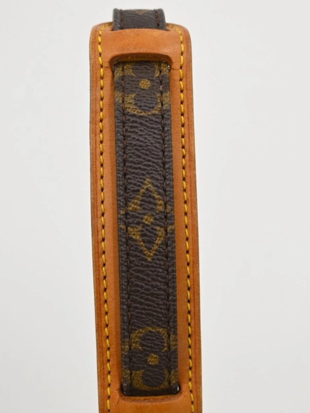 LOUIS VUITTON AMAZON CROSS BODY SHOULDER BAG - Picture 6 of 15